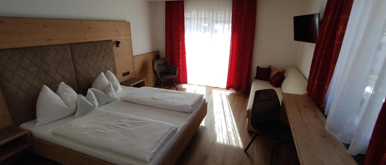 Hotel Garni Tannenhof Флахау Екстер'єр фото